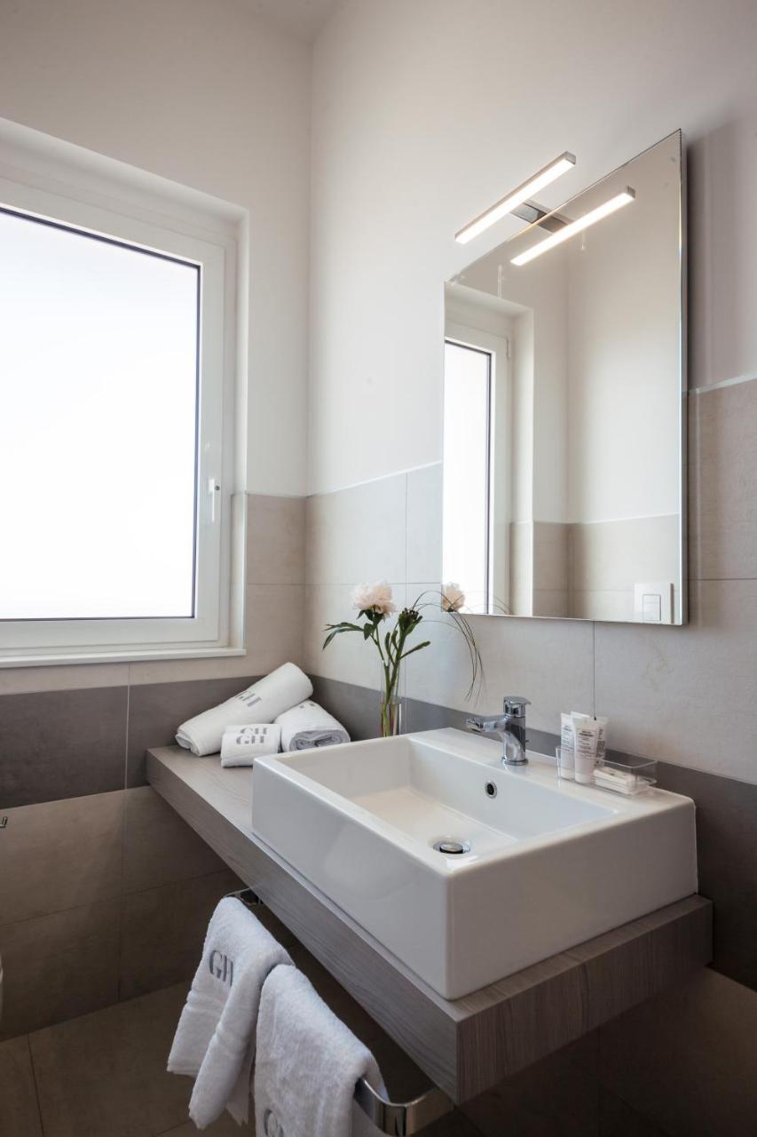 Grieco Business & Spa Hotel 세리뇰라 외부 사진