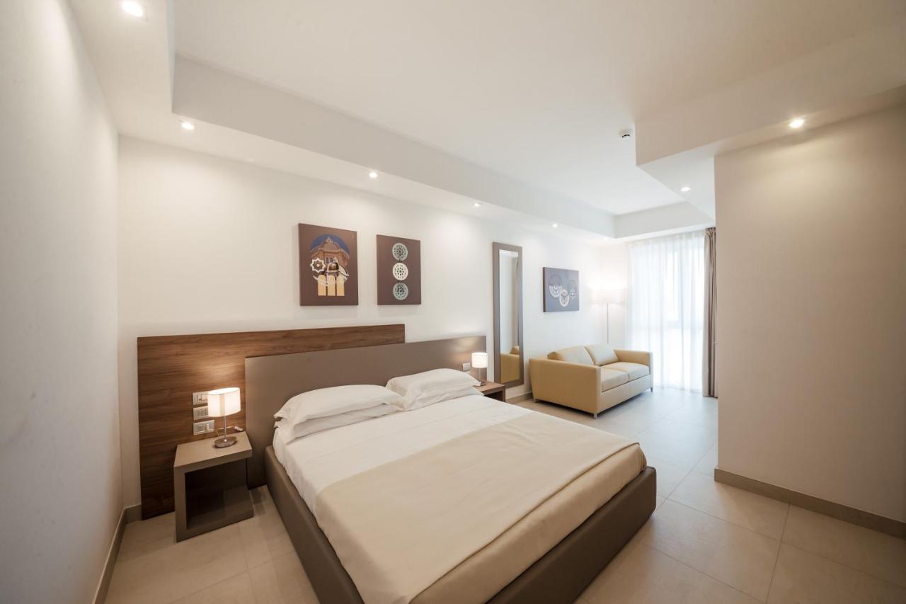 Grieco Business & Spa Hotel 세리뇰라 외부 사진
