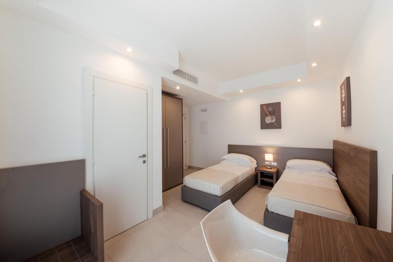 Grieco Business & Spa Hotel 세리뇰라 외부 사진