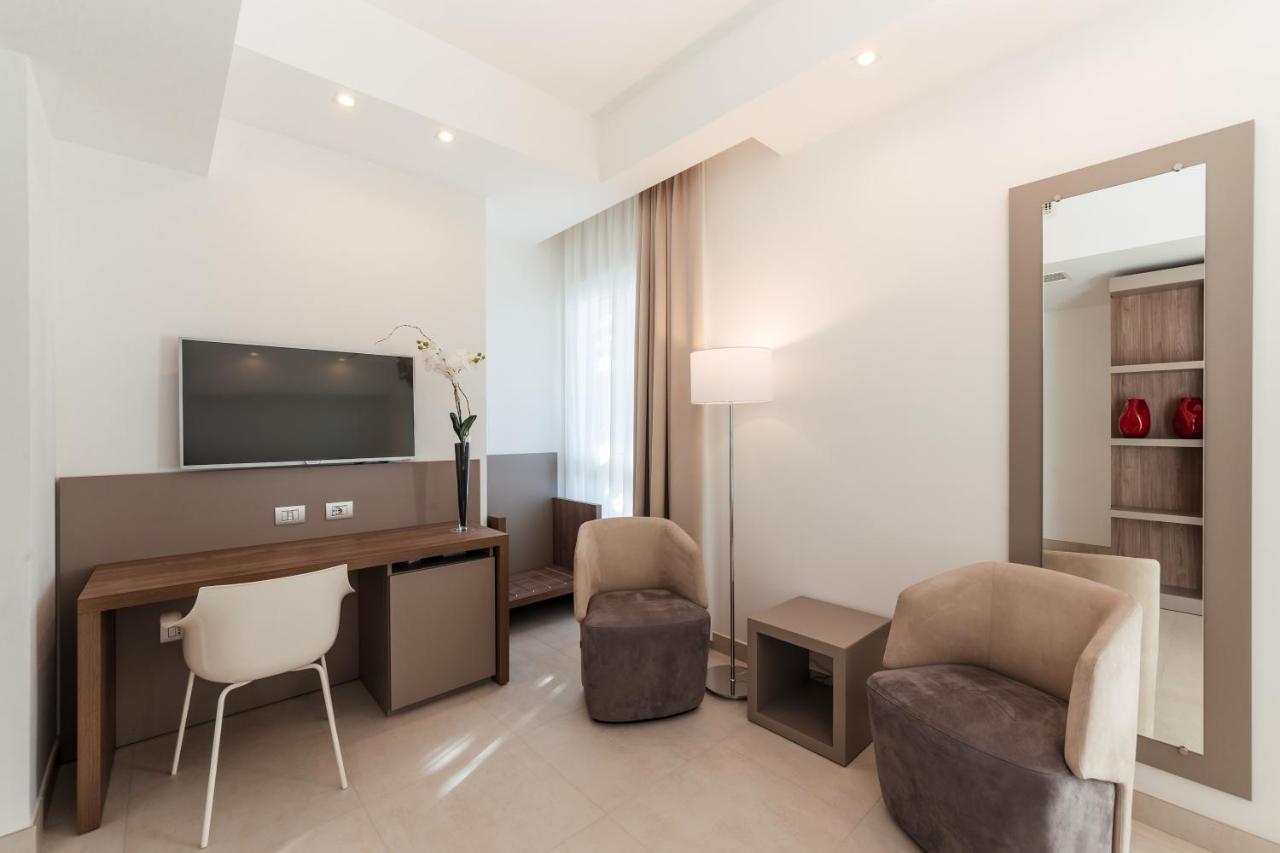 Grieco Business & Spa Hotel 세리뇰라 외부 사진