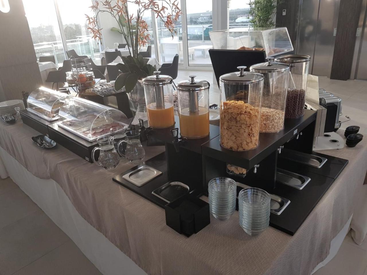 Grieco Business & Spa Hotel 세리뇰라 외부 사진